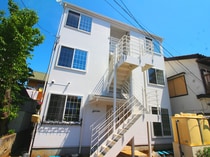 フラワームーンの外観写真