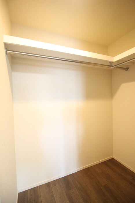 物件内観写真11　(収納)