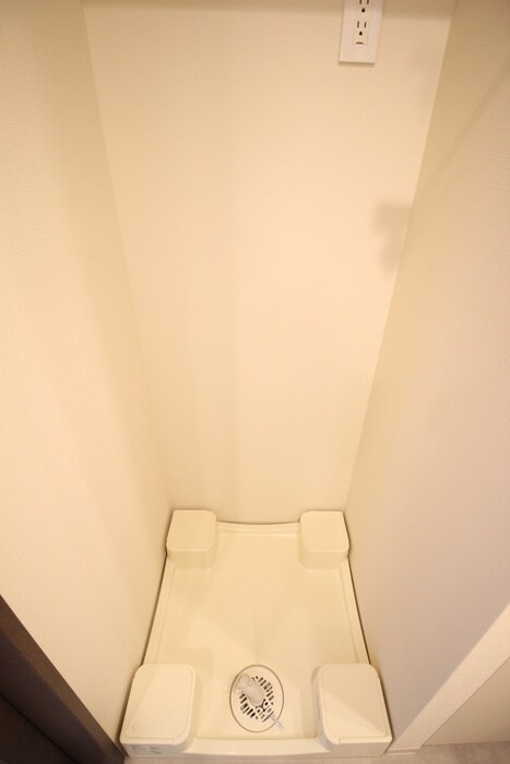 物件内観写真19　(洗濯機置場)