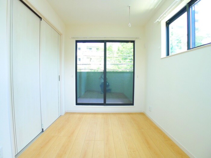 物件内観写真9　(居室)