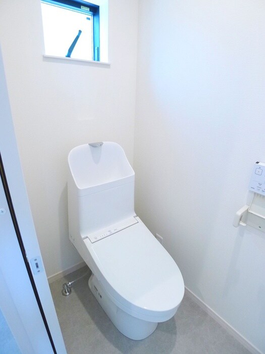 物件内観写真15　(トイレ)