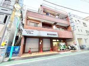 吉本ビル外観写真