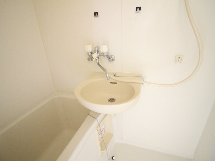 物件内観写真11　(洗面)