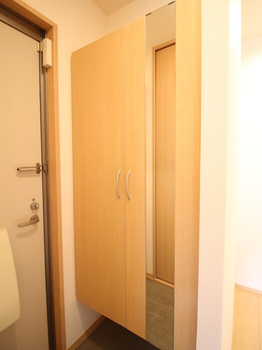 物件内観写真18　(靴箱)