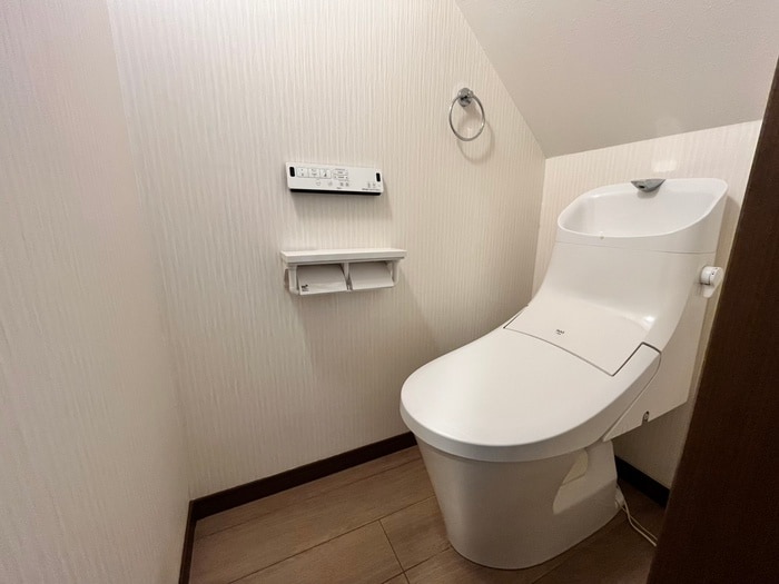 物件内観写真12　(トイレ)