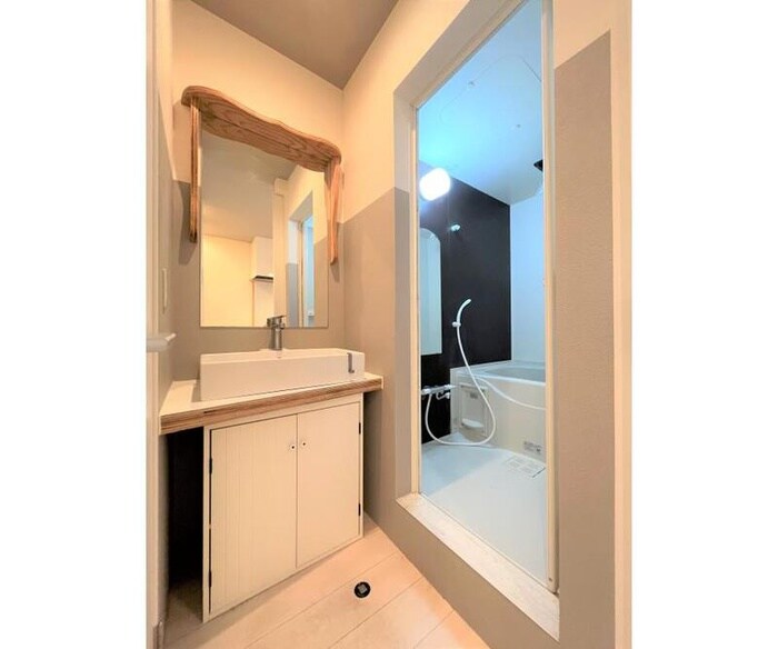 物件内観写真9　(洗面)