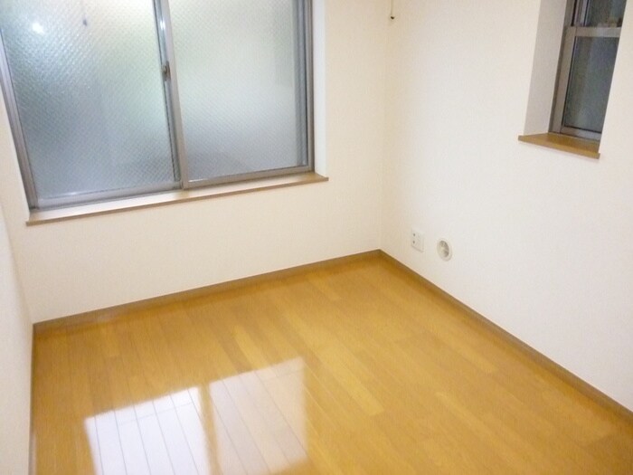 物件内観写真11　(居室)