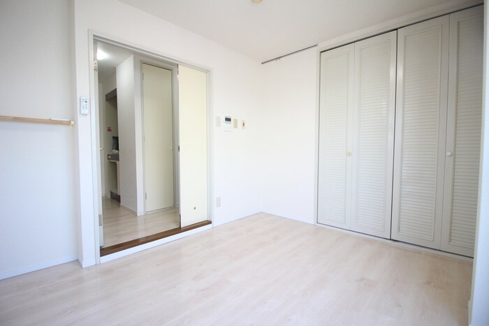 物件内観写真11　(居室)