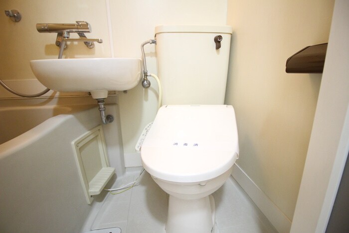 物件内観写真15　(トイレ)