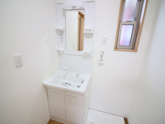 物件内観写真10　(洗面)