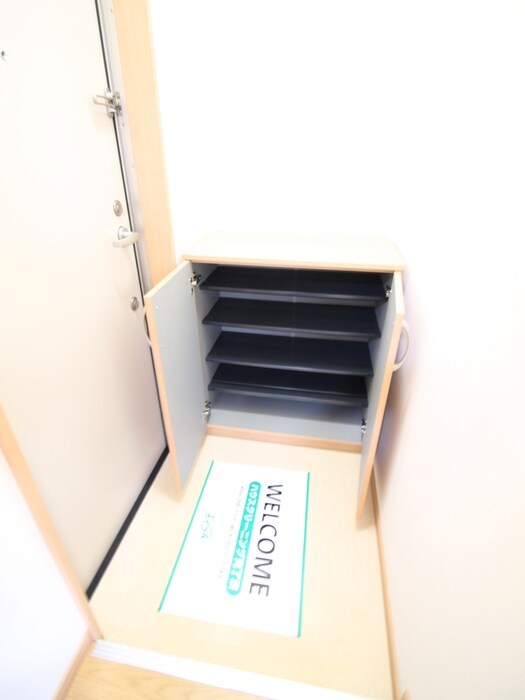 物件内観写真13　(靴箱)