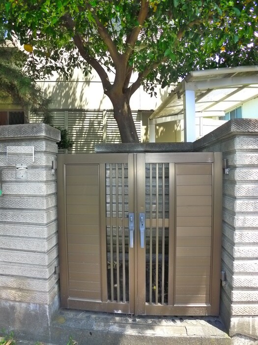 物件外観写真4　(建物設備)