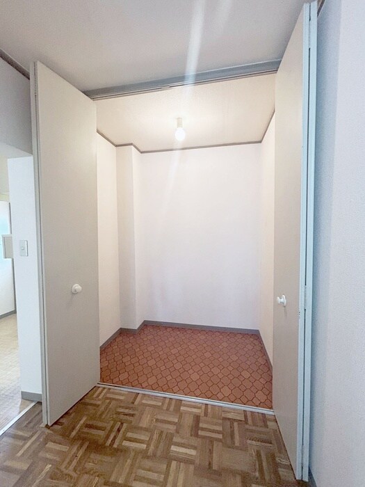 物件内観写真17　(収納)