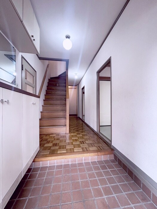 物件内観写真20　(廊下)