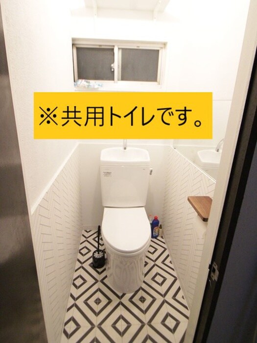 物件内観写真12　(トイレ)