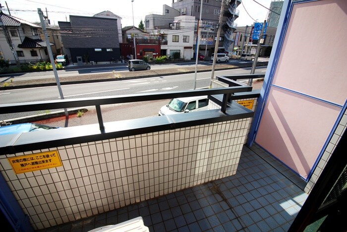 物件内観写真14　(室内からの展望)