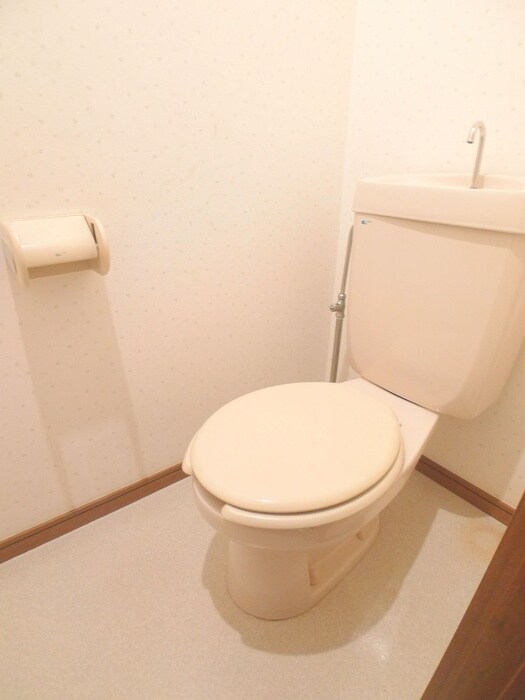 物件内観写真16　(トイレ)