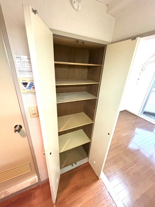 物件内観写真17　(収納)