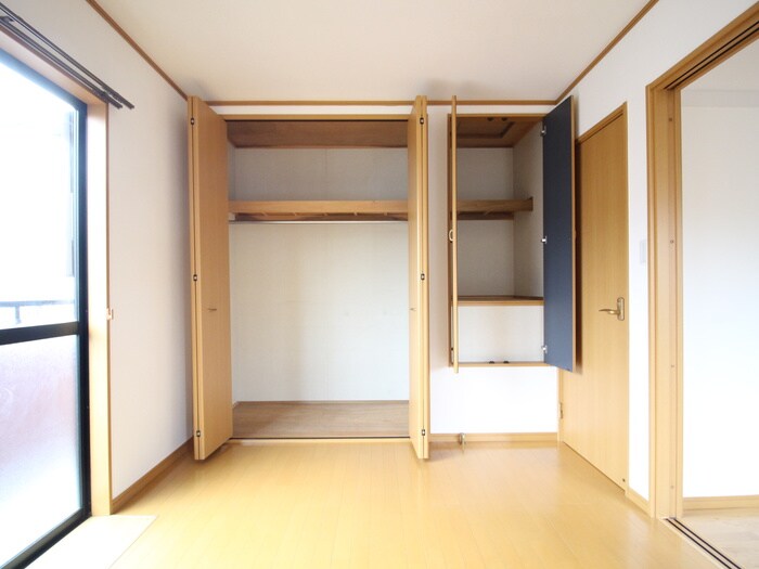 物件内観写真9　(収納)