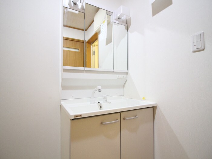 物件内観写真11　(洗面)