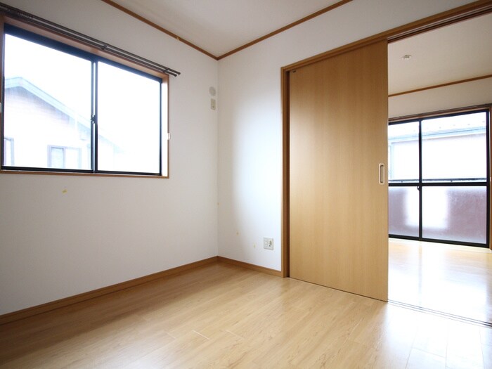 物件内観写真22　(居室)