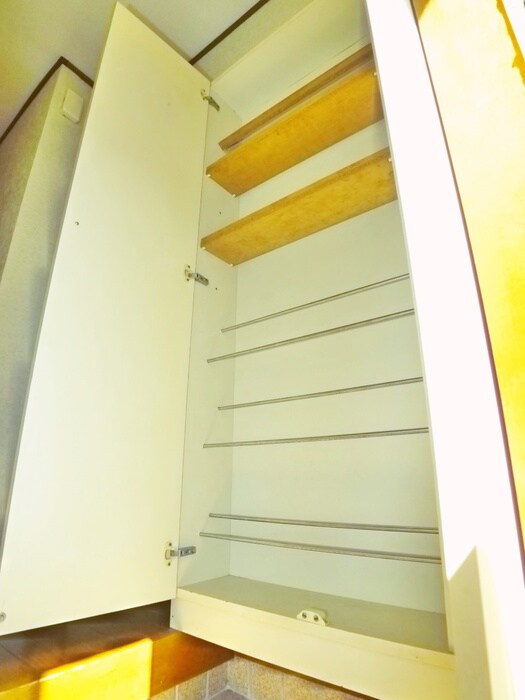 物件内観写真17　(靴箱)