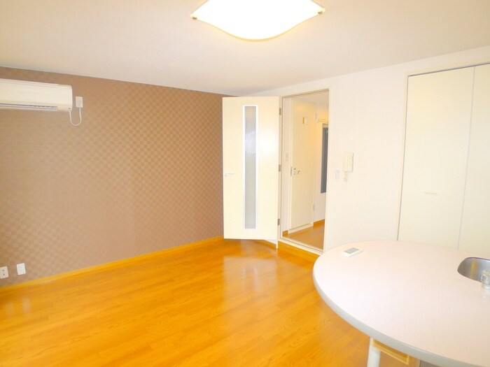 物件内観写真5　(居室)