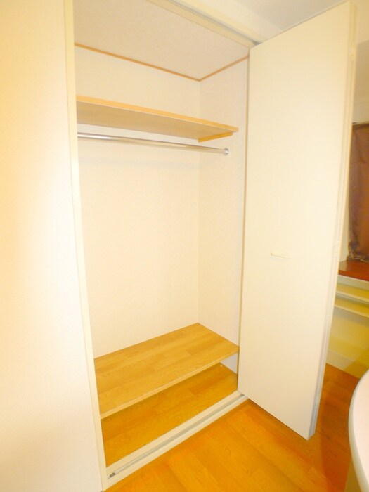 物件内観写真7　(収納)