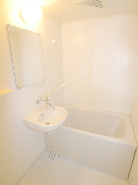 物件内観写真9　(バス／シャワールーム等)