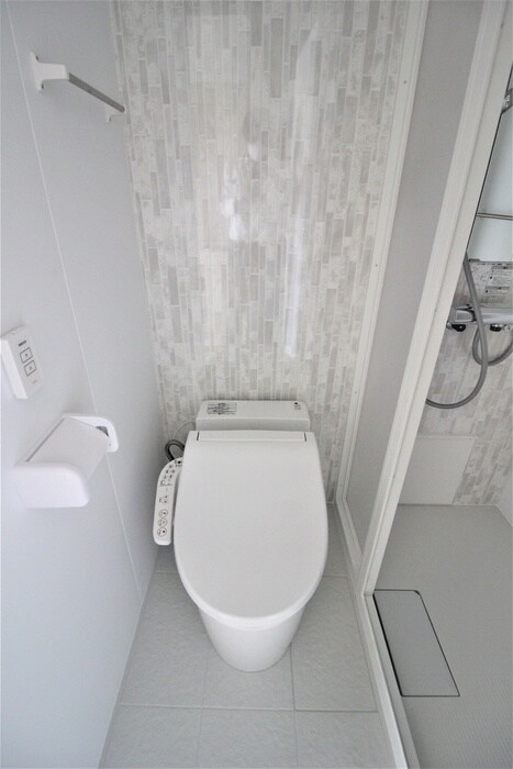 物件内観写真15　(トイレ)