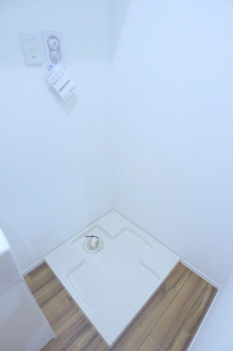 物件内観写真20　(洗濯機置場)