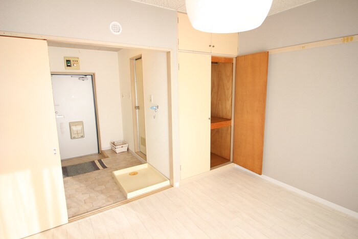 物件内観写真8　(居室)