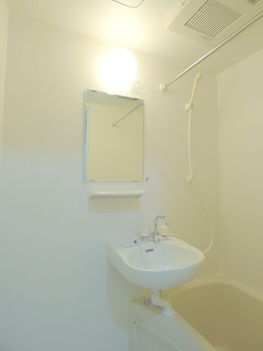 物件内観写真13　(洗面)