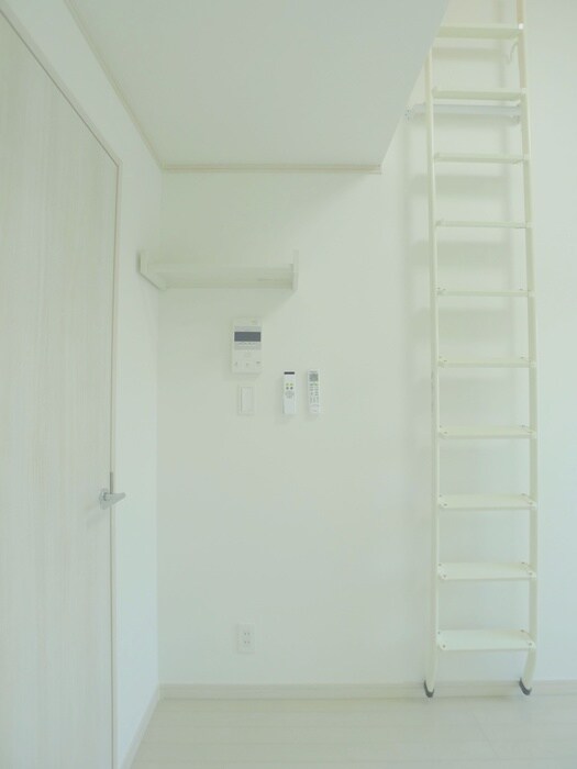 物件内観写真14　(収納)