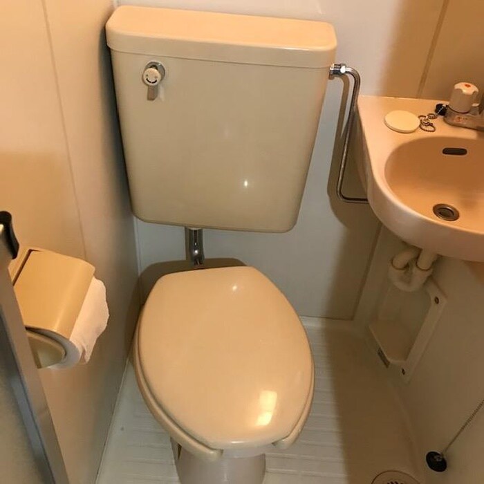 物件内観写真9　(トイレ)