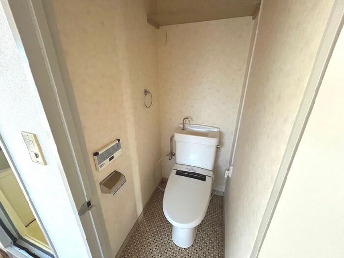 物件内観写真13　(トイレ)