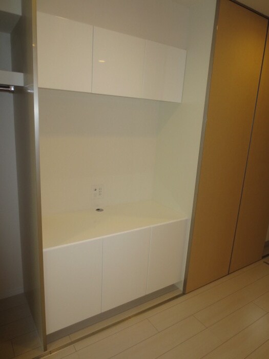 物件内観写真6　(収納)