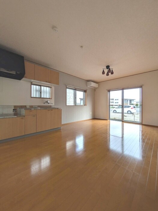 物件内観写真6　(居室)