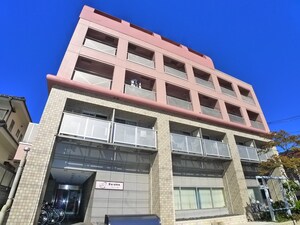 ユリ－カ外観写真