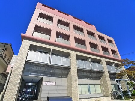 ユリ－カ外観写真