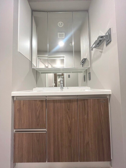 物件内観写真12　(洗面)