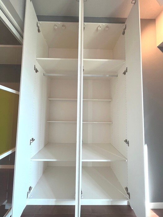 物件内観写真13　(収納)