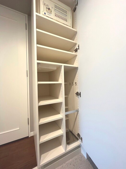 物件内観写真16　(靴箱)