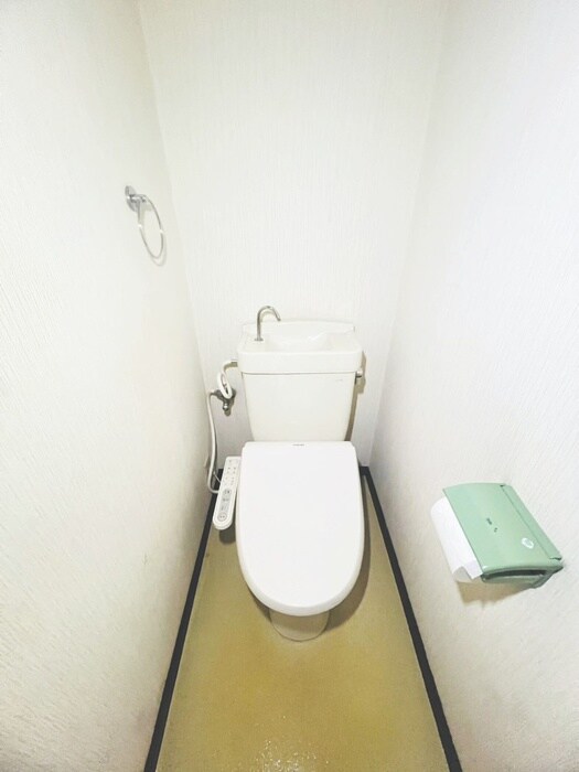 物件内観写真17　(トイレ)