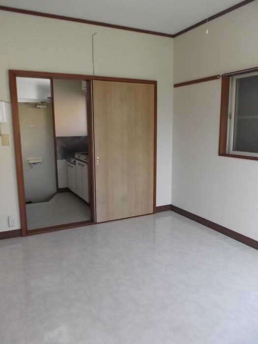 物件内観写真10　(居室)