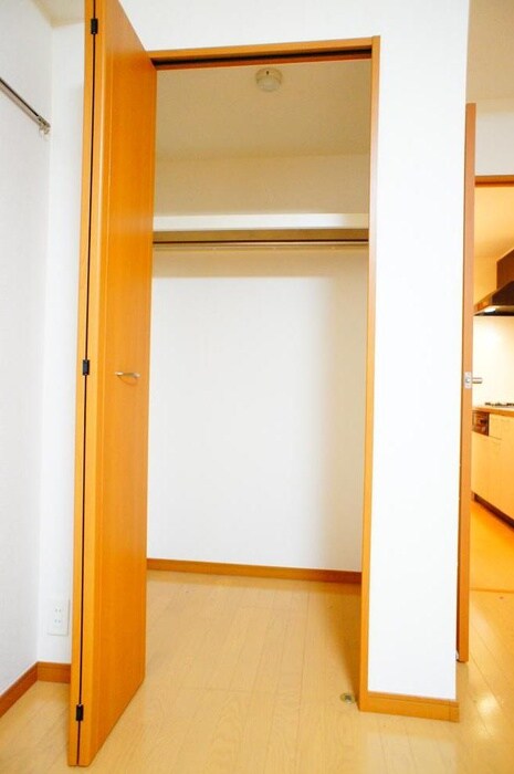 物件内観写真15　(収納)