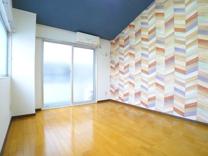 物件内観写真9　(室内からの展望)