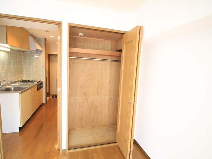 物件内観写真8　(収納)