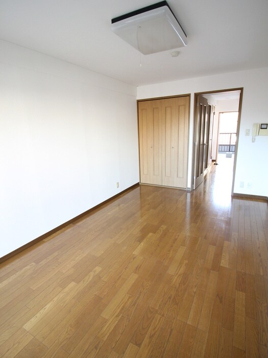 物件内観写真21　(居室)