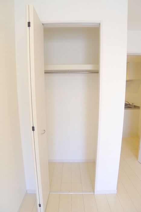 物件内観写真11　(収納)